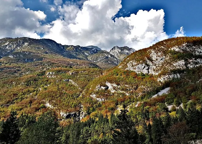 Bovec At Three Samoyeds Hébergement de vacances