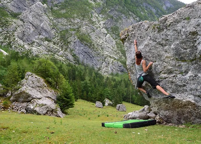 Bovec At Three Samoyeds Soča